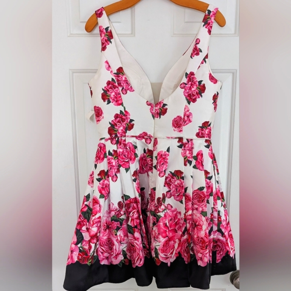 Camille La Vie Boutique Floral Sleeveless Dress with Pink Roses - Picture 3 of 10